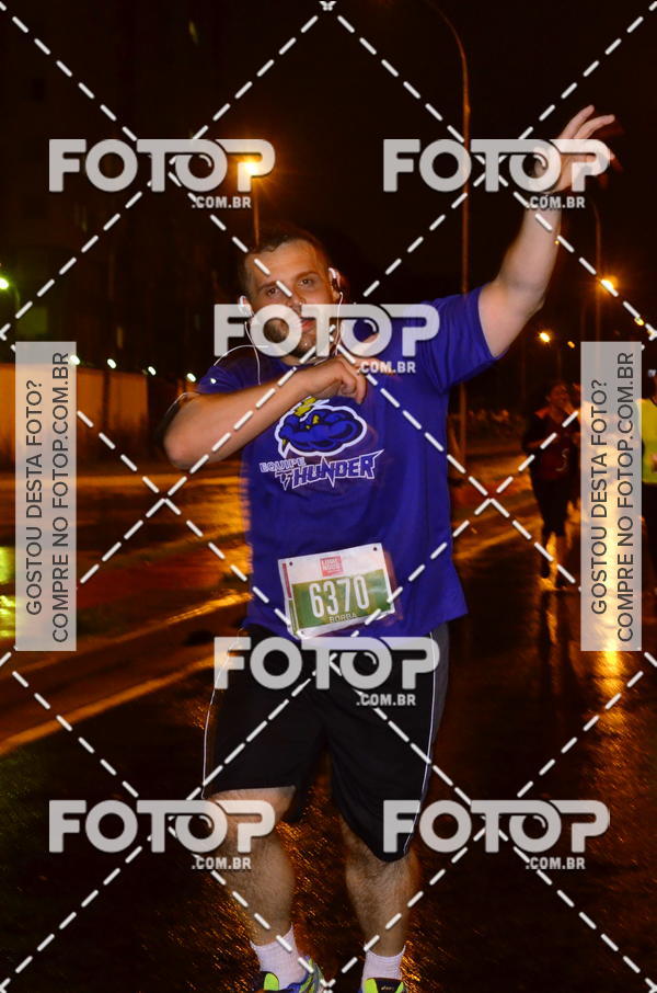 Buy your photos of the eventLuminous Run on Fotop