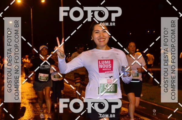 Buy your photos of the eventLuminous Run on Fotop