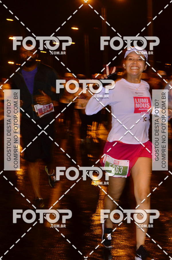 Buy your photos of the eventLuminous Run on Fotop