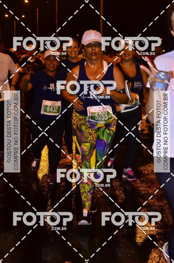 Buy your photos of the eventLuminous Run on Fotop