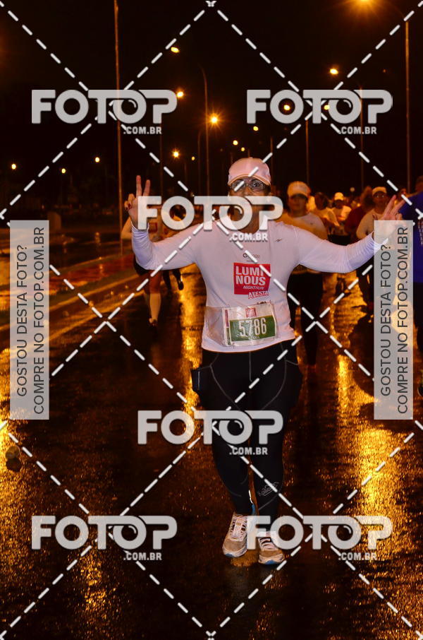 Buy your photos of the eventLuminous Run on Fotop