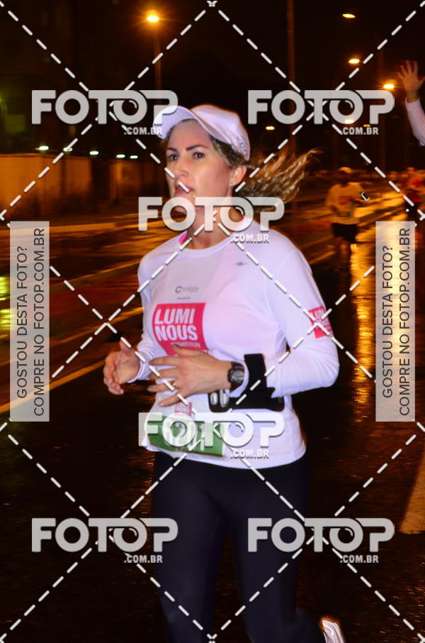 Buy your photos of the eventLuminous Run on Fotop