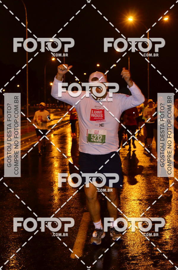 Buy your photos of the eventLuminous Run on Fotop