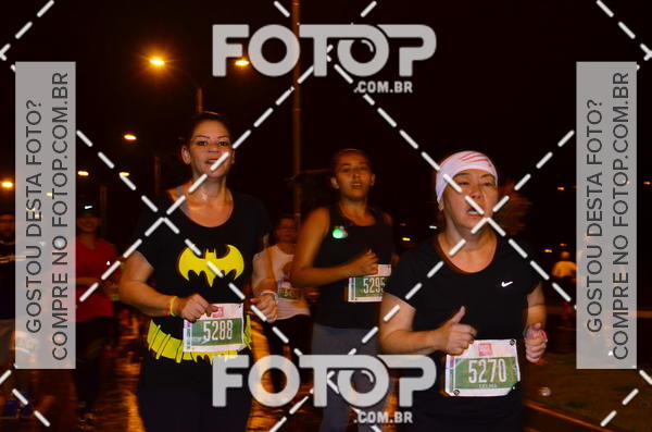 Buy your photos of the eventLuminous Run on Fotop
