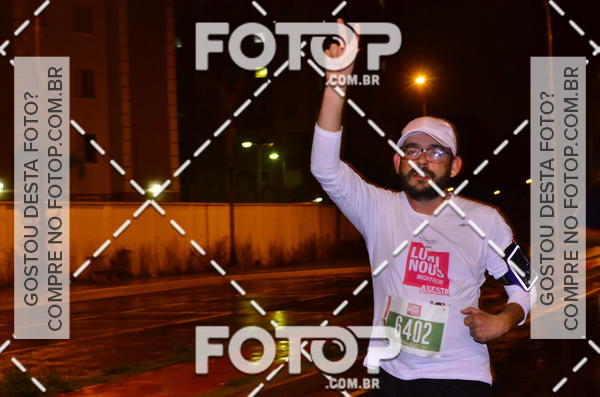 Buy your photos of the eventLuminous Run on Fotop