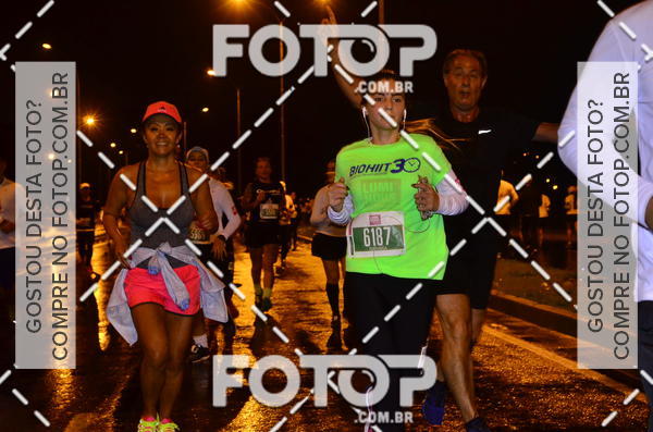 Buy your photos of the eventLuminous Run on Fotop