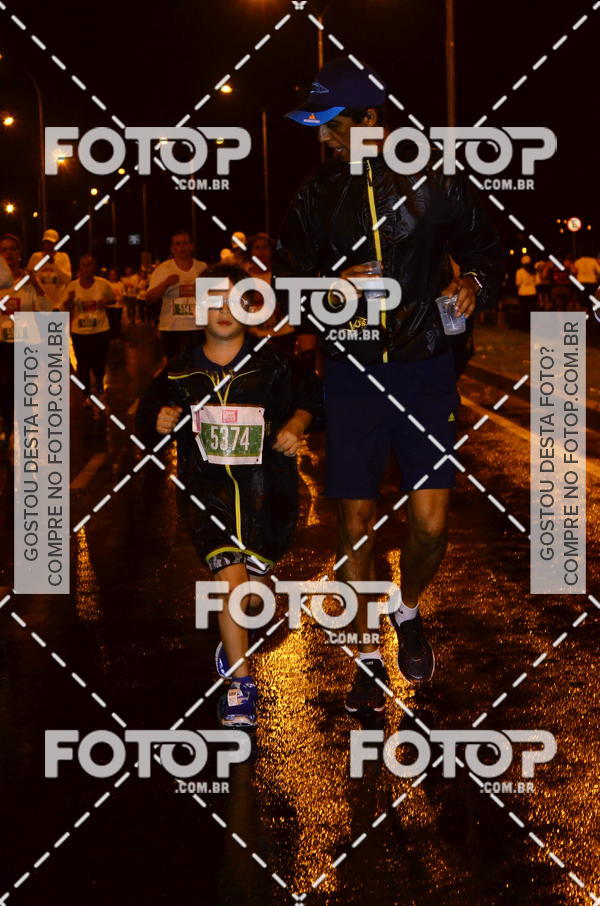 Buy your photos of the eventLuminous Run on Fotop