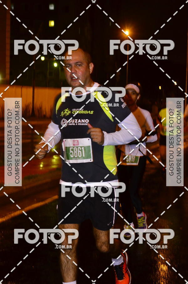 Buy your photos of the eventLuminous Run on Fotop