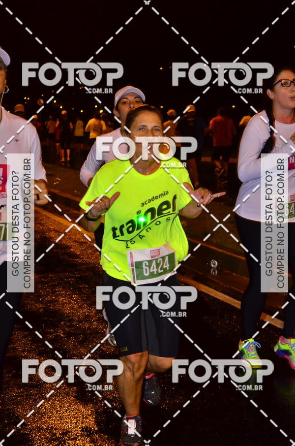 Buy your photos of the eventLuminous Run on Fotop