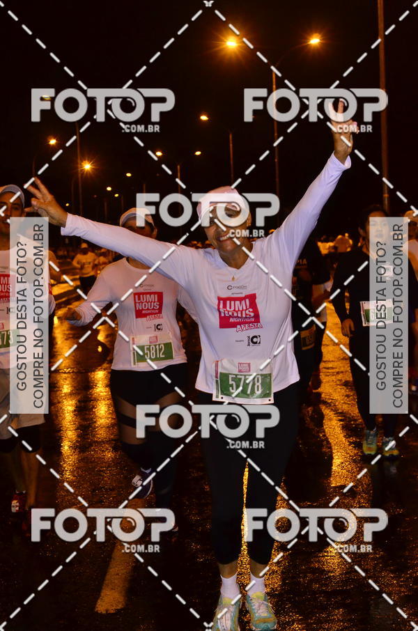 Buy your photos of the eventLuminous Run on Fotop
