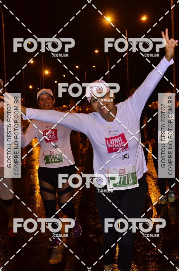 Buy your photos of the eventLuminous Run on Fotop