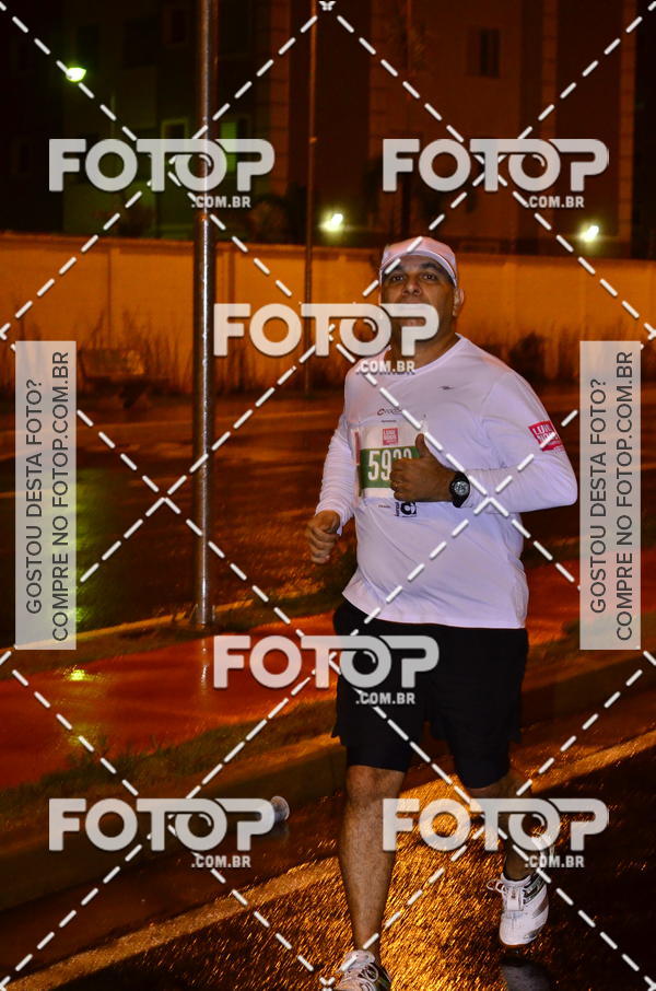 Buy your photos of the eventLuminous Run on Fotop