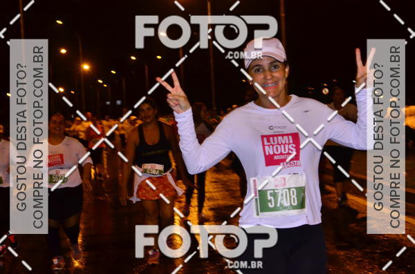 Buy your photos of the eventLuminous Run on Fotop
