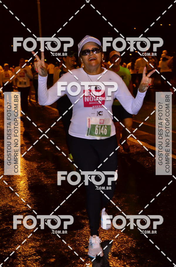 Buy your photos of the eventLuminous Run on Fotop