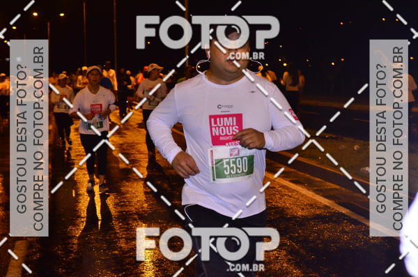 Buy your photos of the eventLuminous Run on Fotop