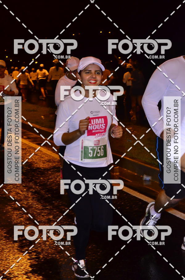 Buy your photos of the eventLuminous Run on Fotop