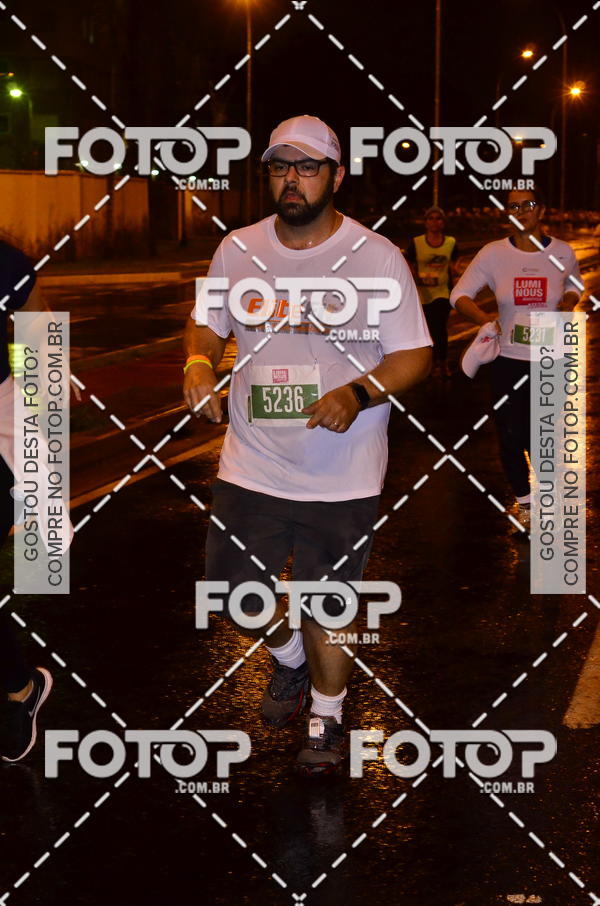 Buy your photos of the eventLuminous Run on Fotop