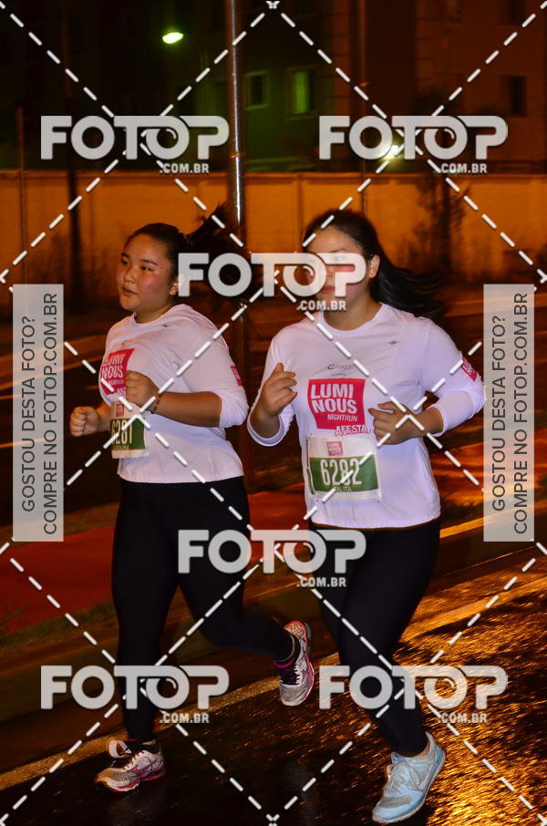 Buy your photos of the eventLuminous Run on Fotop
