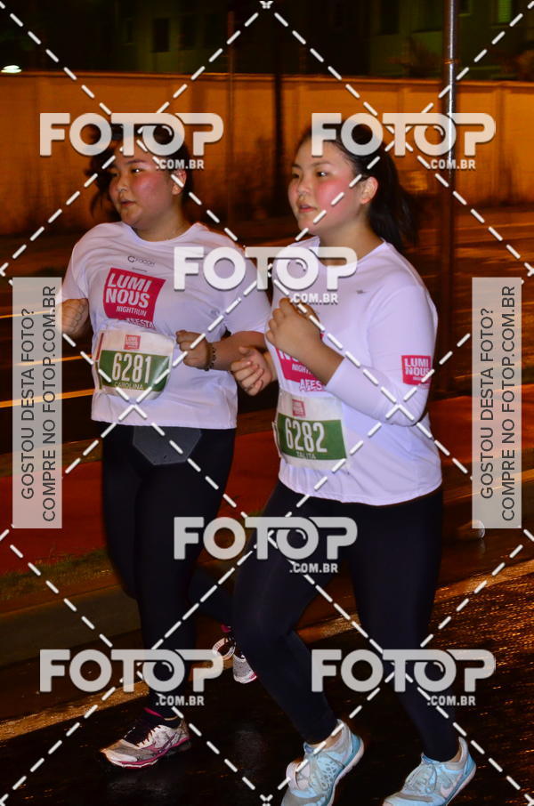 Buy your photos of the eventLuminous Run on Fotop