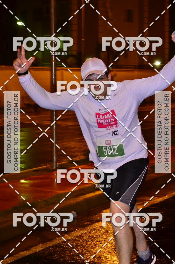 Buy your photos of the eventLuminous Run on Fotop