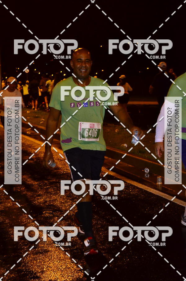 Buy your photos of the eventLuminous Run on Fotop