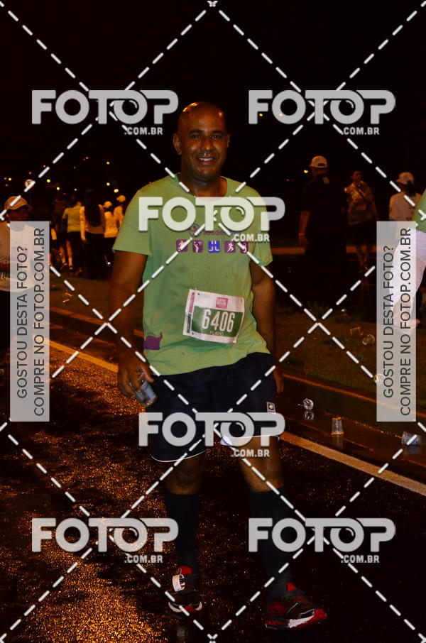 Buy your photos of the eventLuminous Run on Fotop