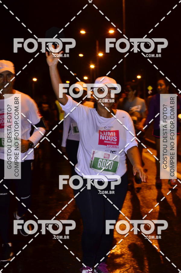 Buy your photos of the eventLuminous Run on Fotop