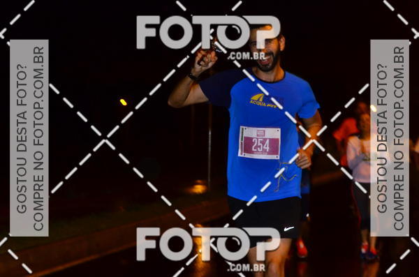 Buy your photos of the eventLuminous Run on Fotop