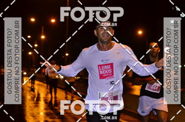 Buy your photos of the eventLuminous Run on Fotop