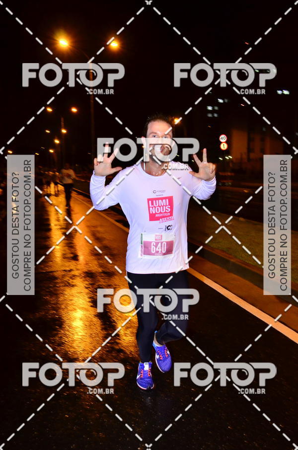 Buy your photos of the eventLuminous Run on Fotop