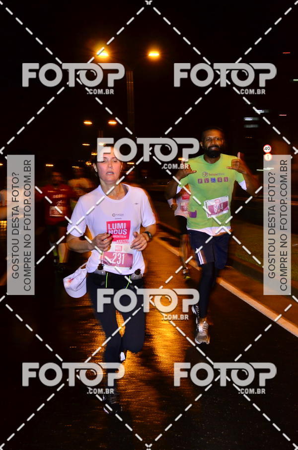 Buy your photos of the eventLuminous Run on Fotop