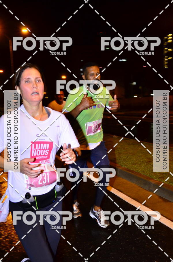 Buy your photos of the eventLuminous Run on Fotop