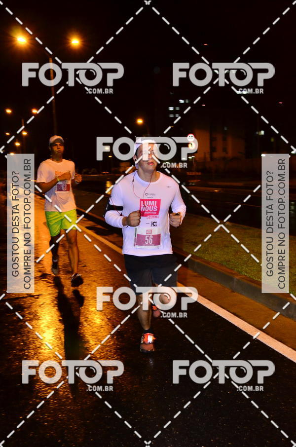 Buy your photos of the eventLuminous Run on Fotop