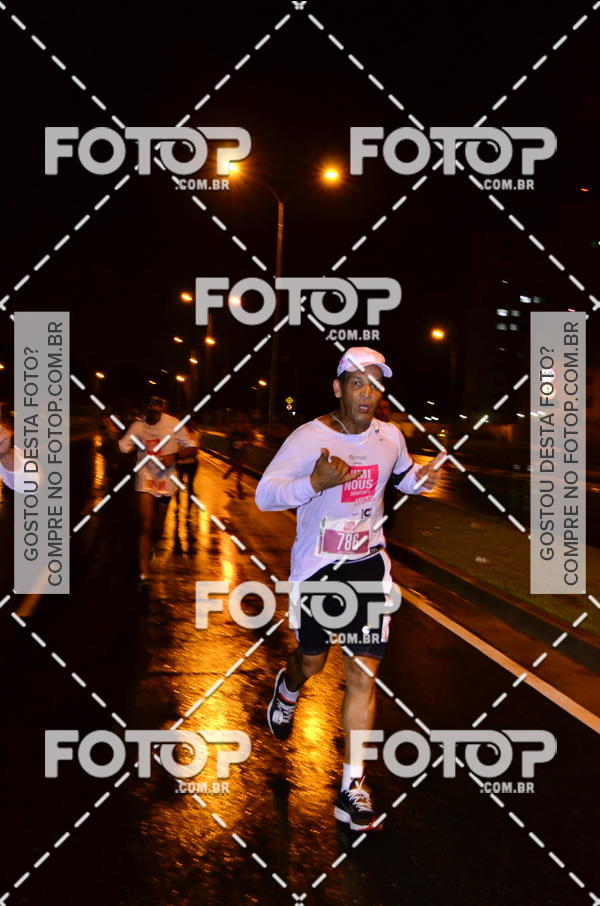 Buy your photos of the eventLuminous Run on Fotop