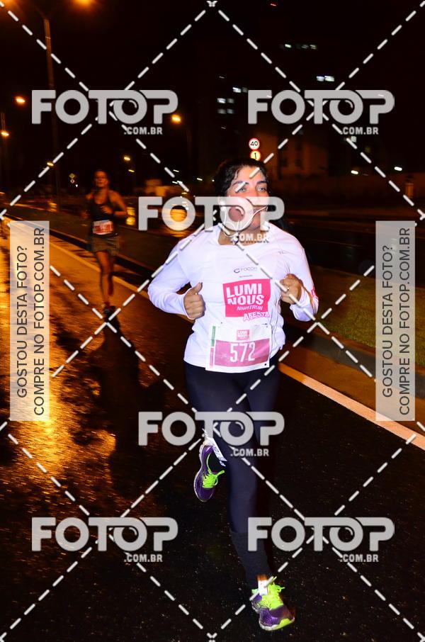 Buy your photos of the eventLuminous Run on Fotop
