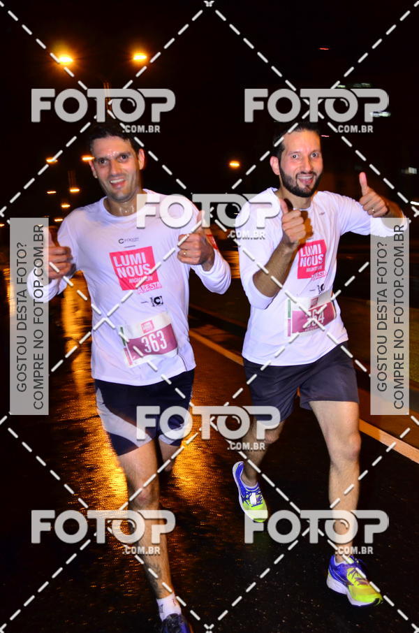 Buy your photos of the eventLuminous Run on Fotop