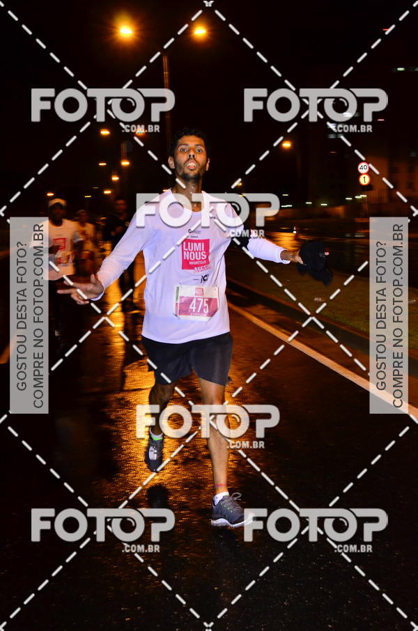 Buy your photos of the eventLuminous Run on Fotop