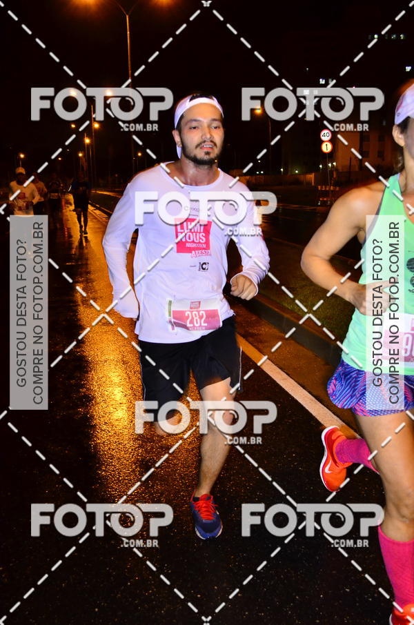 Buy your photos of the eventLuminous Run on Fotop