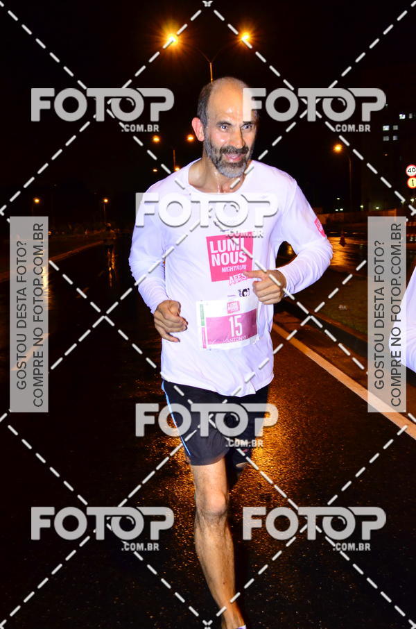 Buy your photos of the eventLuminous Run on Fotop