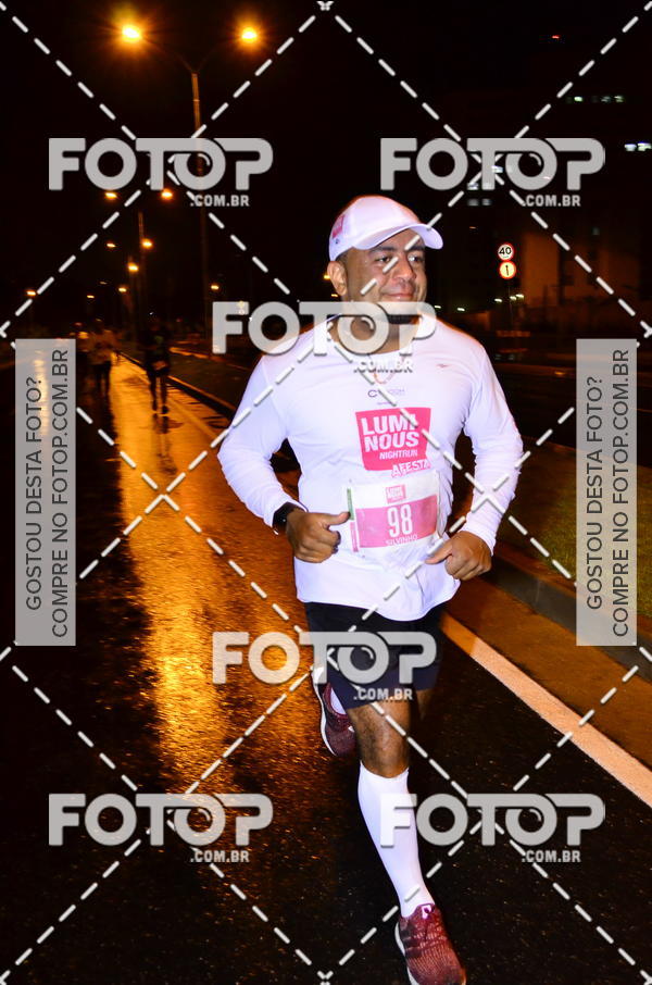 Buy your photos of the eventLuminous Run on Fotop