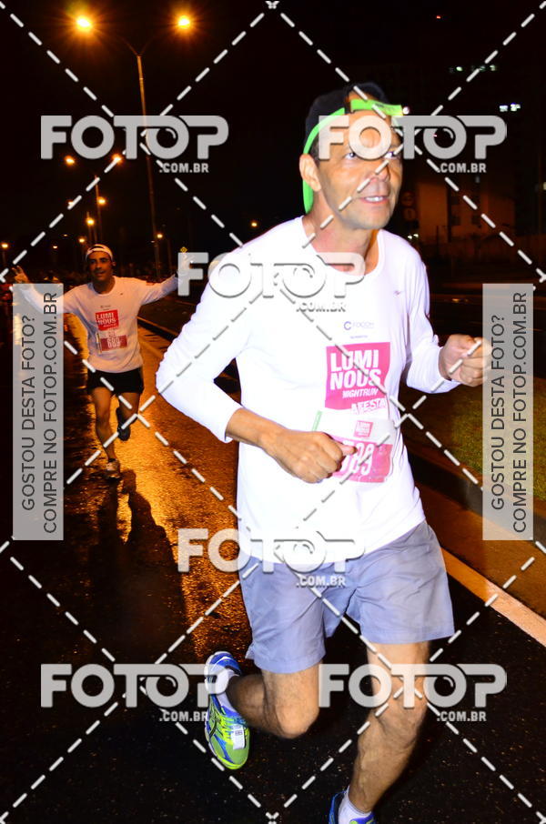 Buy your photos of the eventLuminous Run on Fotop