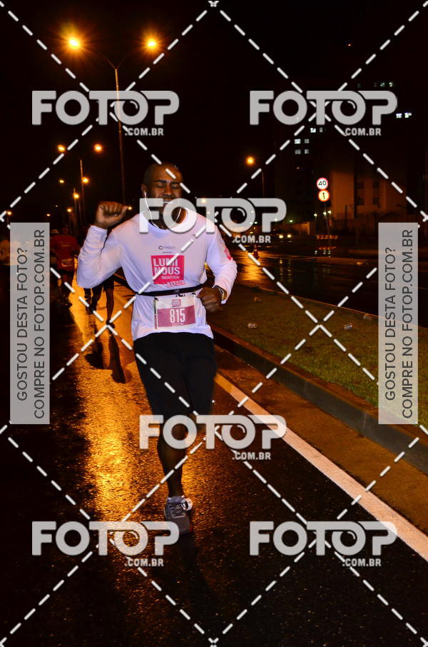 Buy your photos of the eventLuminous Run on Fotop