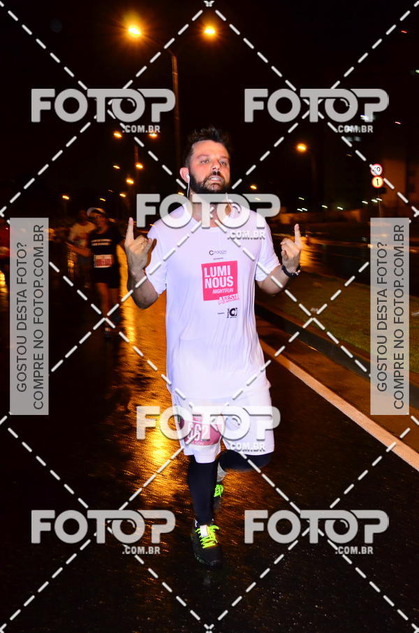 Buy your photos of the eventLuminous Run on Fotop