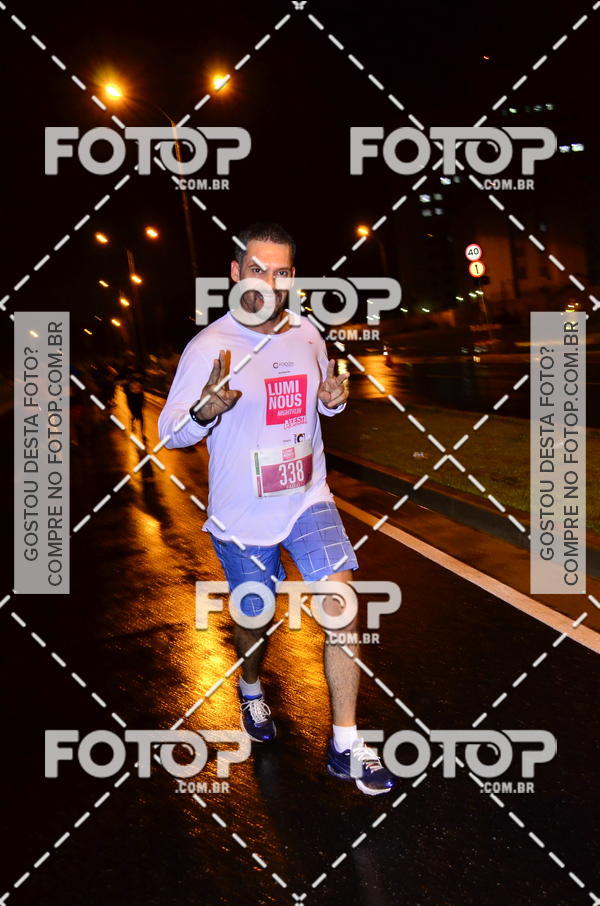 Buy your photos of the eventLuminous Run on Fotop