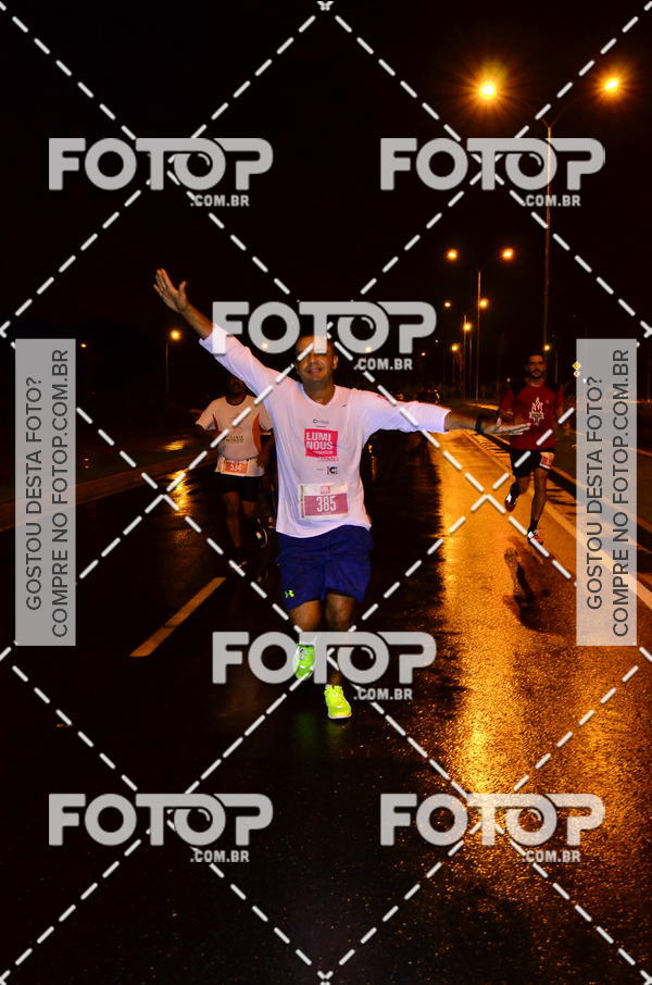 Buy your photos of the eventLuminous Run on Fotop