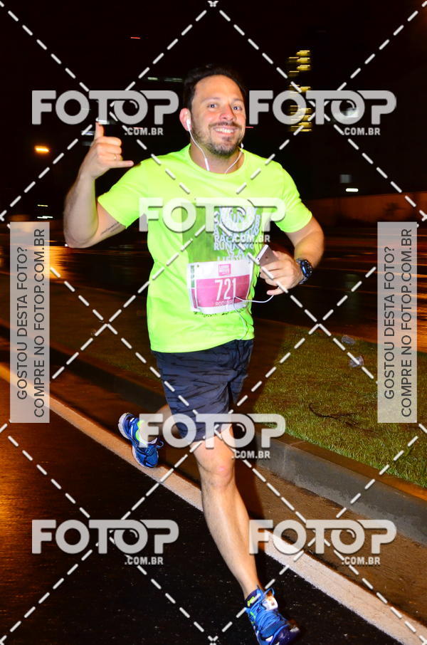 Buy your photos of the eventLuminous Run on Fotop