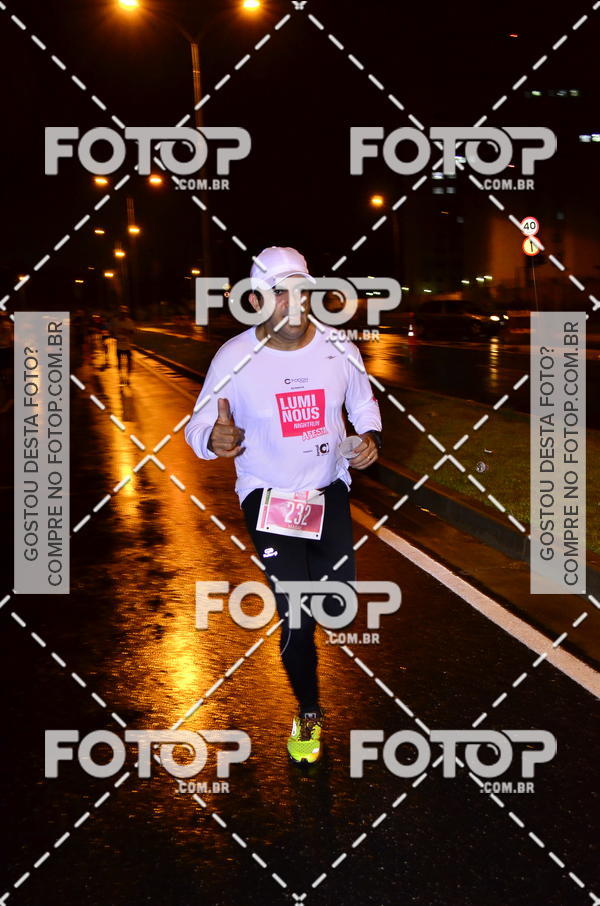 Buy your photos of the eventLuminous Run on Fotop