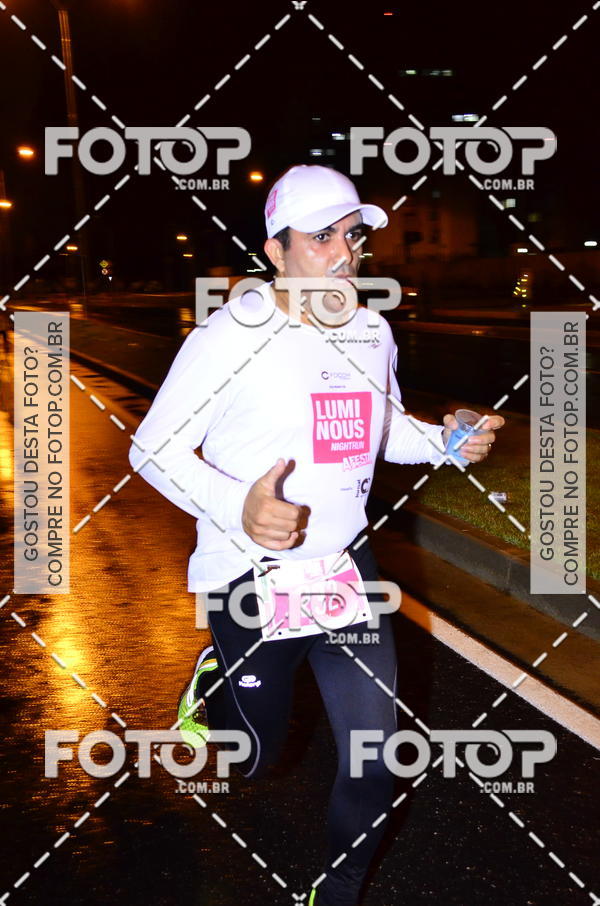 Buy your photos of the eventLuminous Run on Fotop