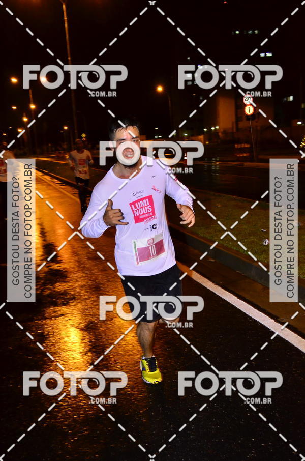 Buy your photos of the eventLuminous Run on Fotop