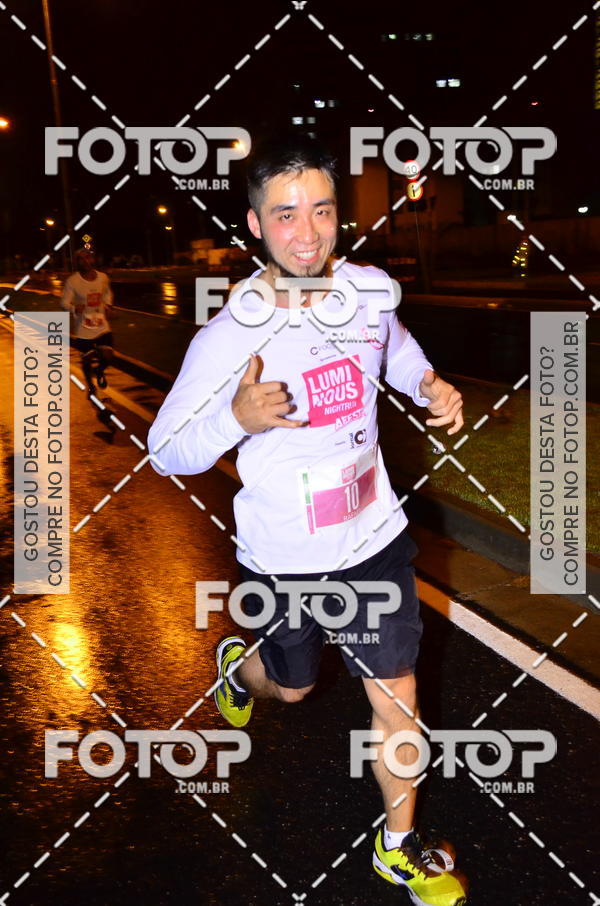 Buy your photos of the eventLuminous Run on Fotop
